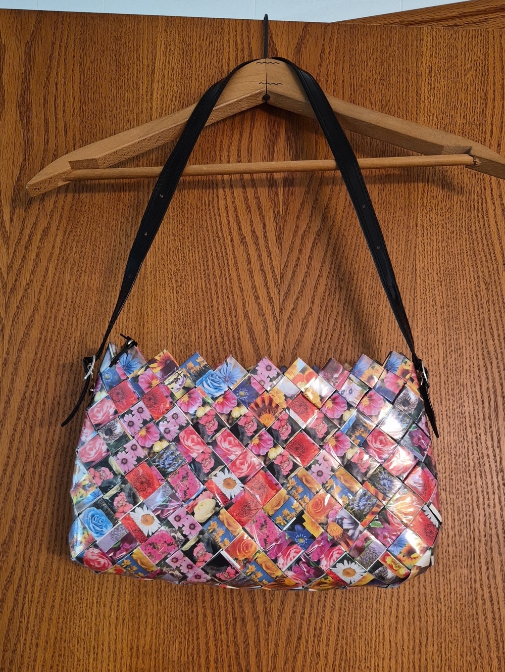 NWT Authentic Nahui Ollin Arm Candy Woven Candy Wrapper Shoulder Bag Purse Y2K